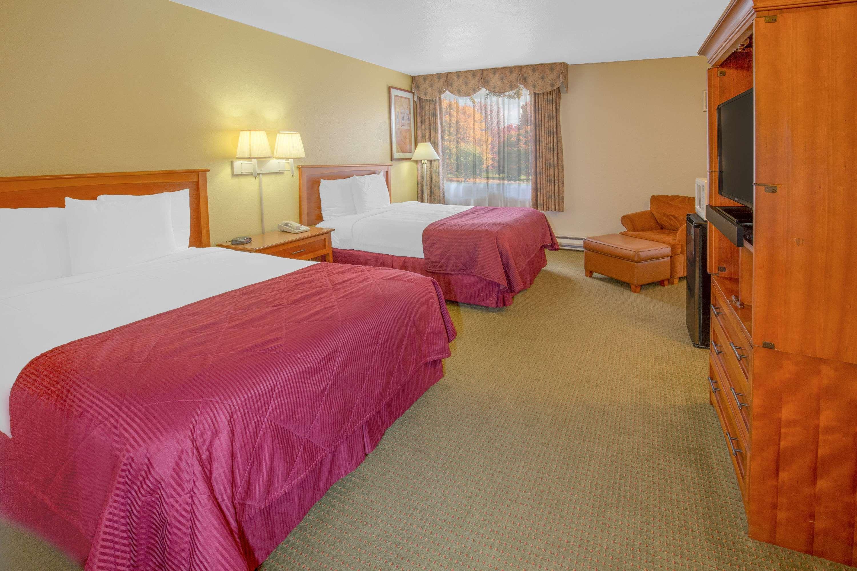 Days Inn By Wyndham Eureka Ca Екстер'єр фото