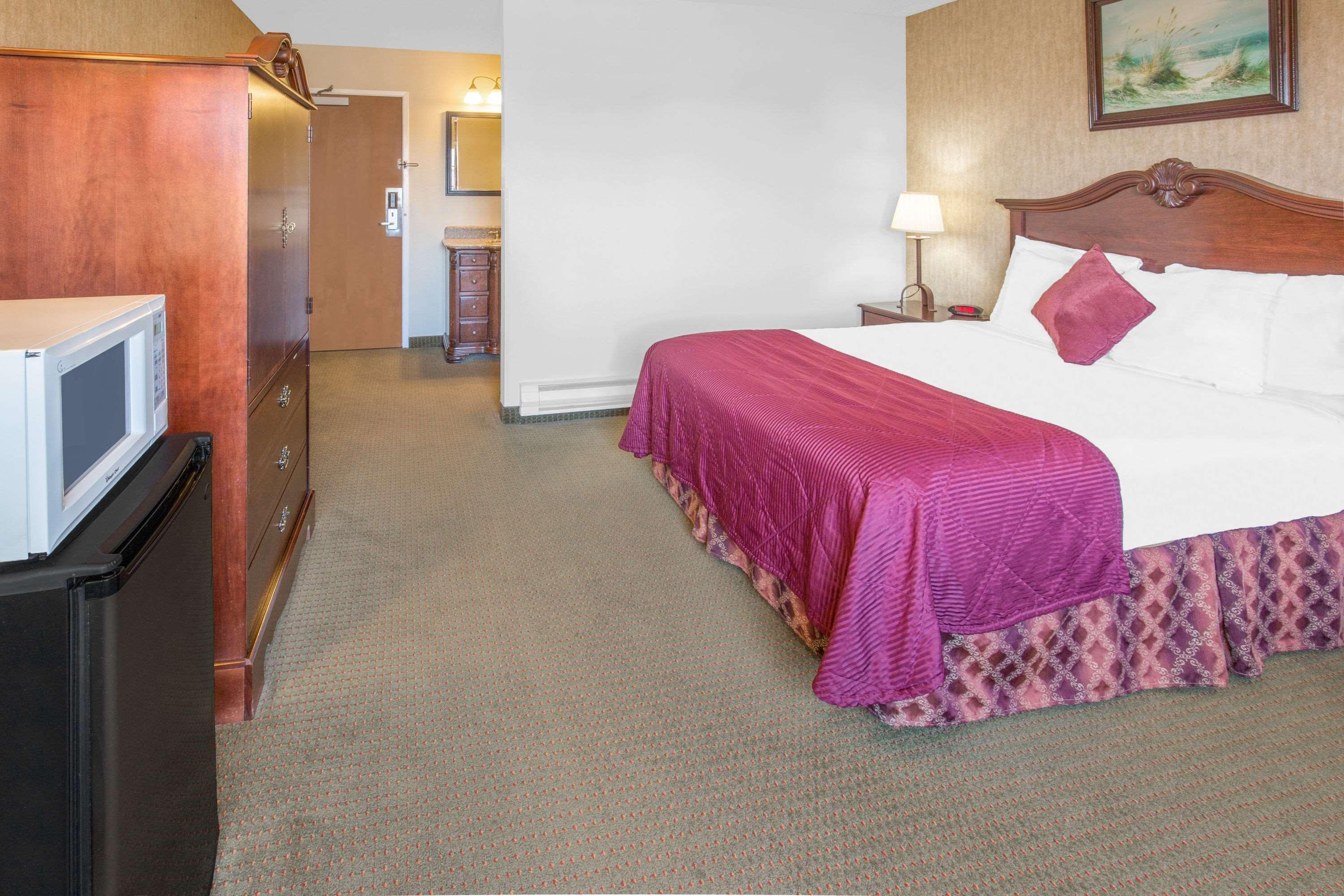 Days Inn By Wyndham Eureka Ca Екстер'єр фото