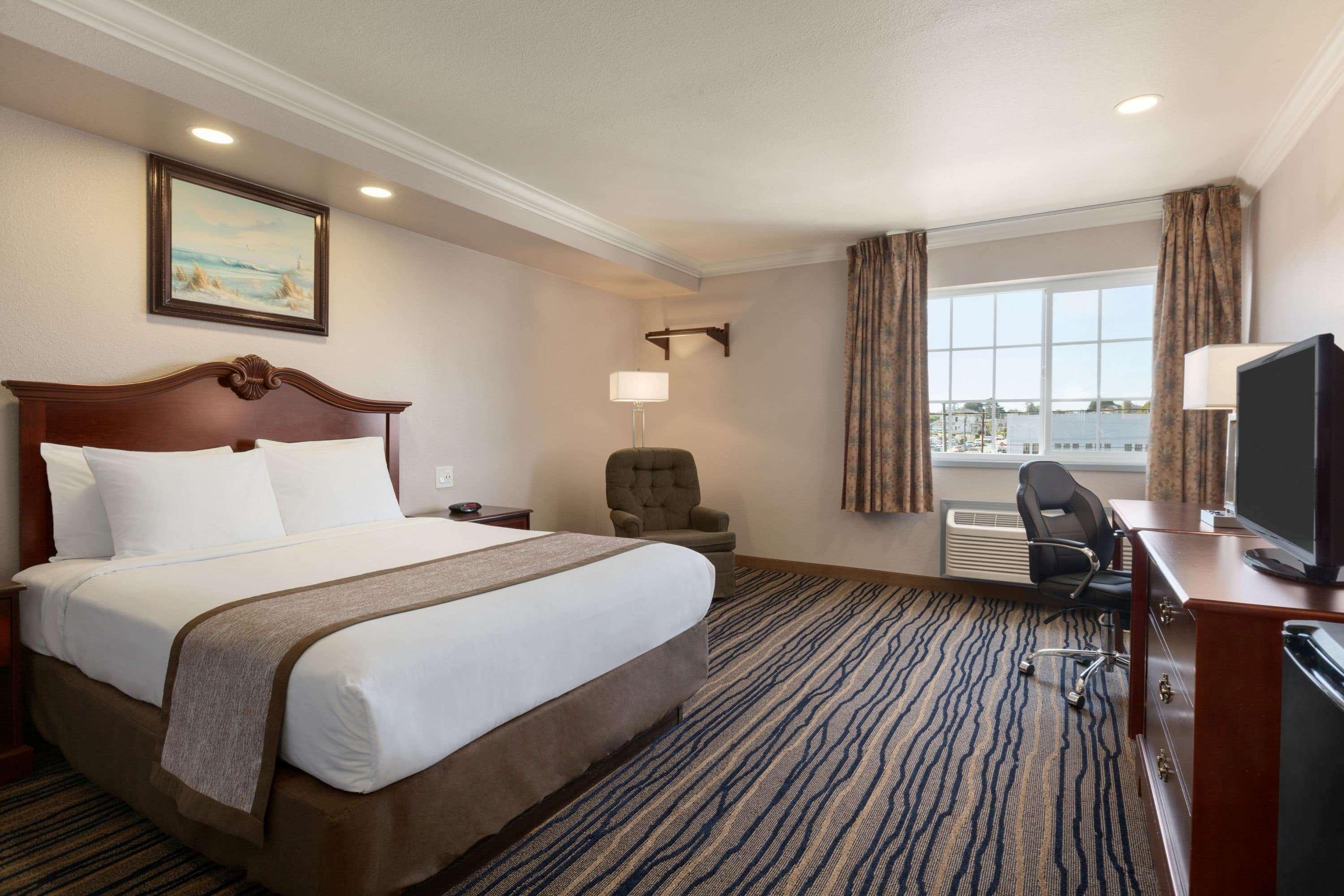 Days Inn By Wyndham Eureka Ca Екстер'єр фото