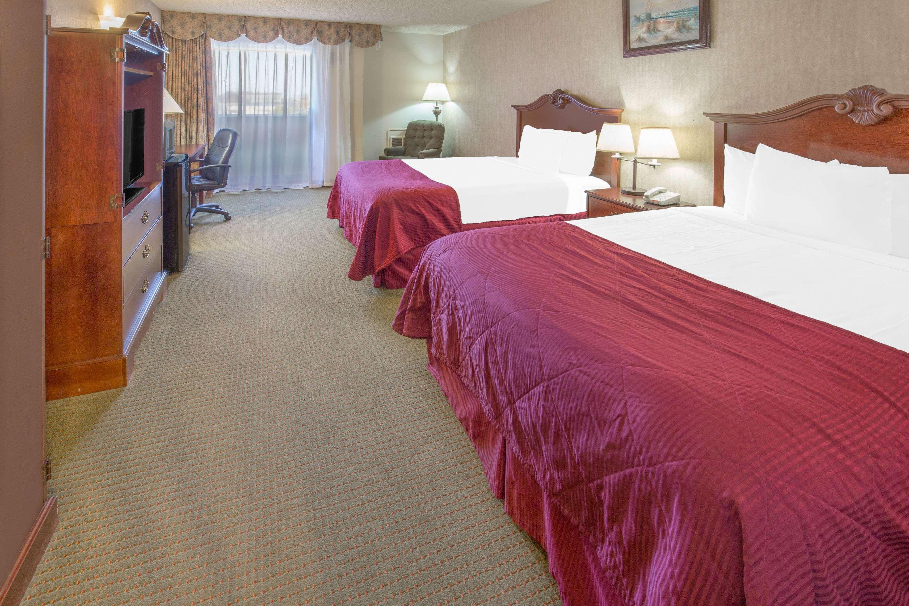 Days Inn By Wyndham Eureka Ca Екстер'єр фото